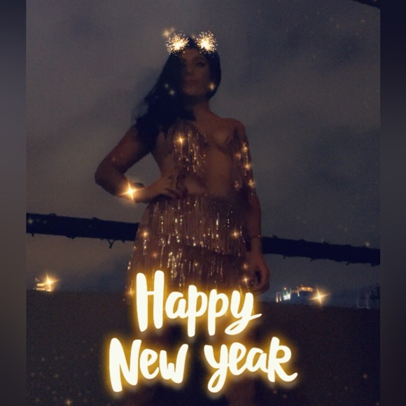 Two piece set 🥰 - Picture 6 of 6